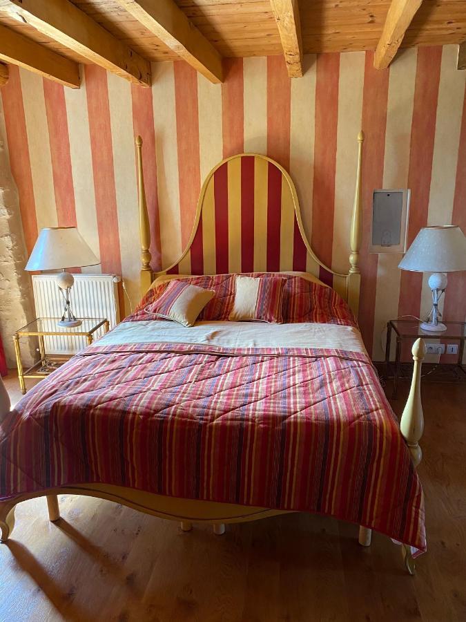 Le Domaine De Tizo Hotel Saint-Victor-de-Morestel Ngoại thất bức ảnh