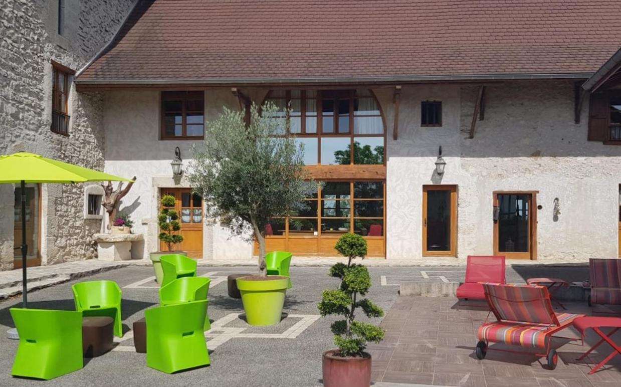 Le Domaine De Tizo Hotel Saint-Victor-de-Morestel Ngoại thất bức ảnh